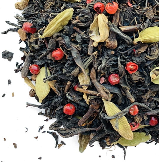 indyjska-masala-chai-ajuwerdyjska-czarna-korzenna-herbata-zielony-kardamon-pieprz-imbir-leo-tea.jpg