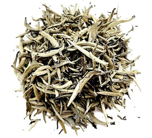 silver-needle-biala-herbata-lisciasta-leo-tea.jpg
