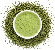 iri-sencha-sypana-luzem-herbata-kolor-naparu-leotea.jpg