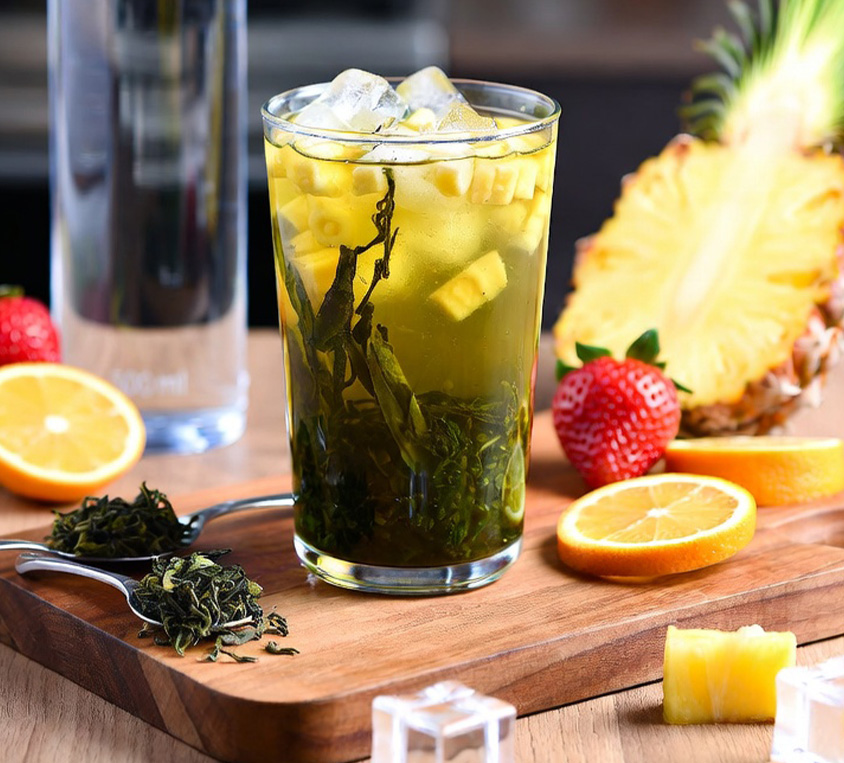 Mrożona herbata Fruity Sencha z owocami – przepis